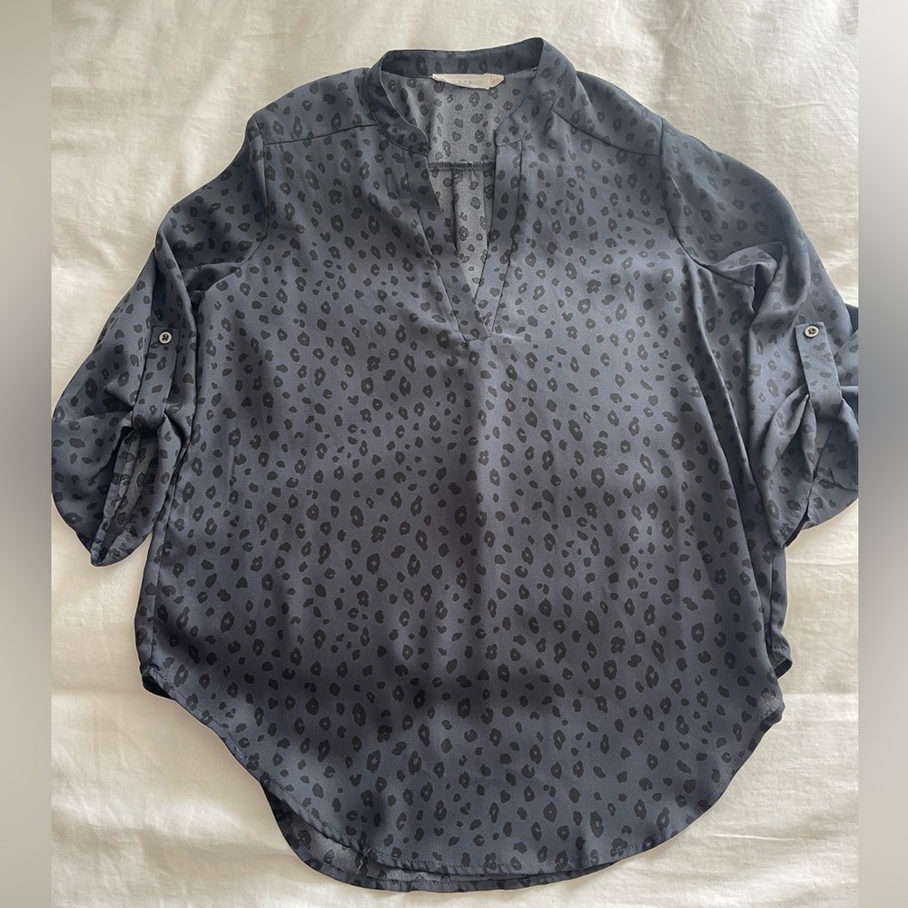 Black leopard small top